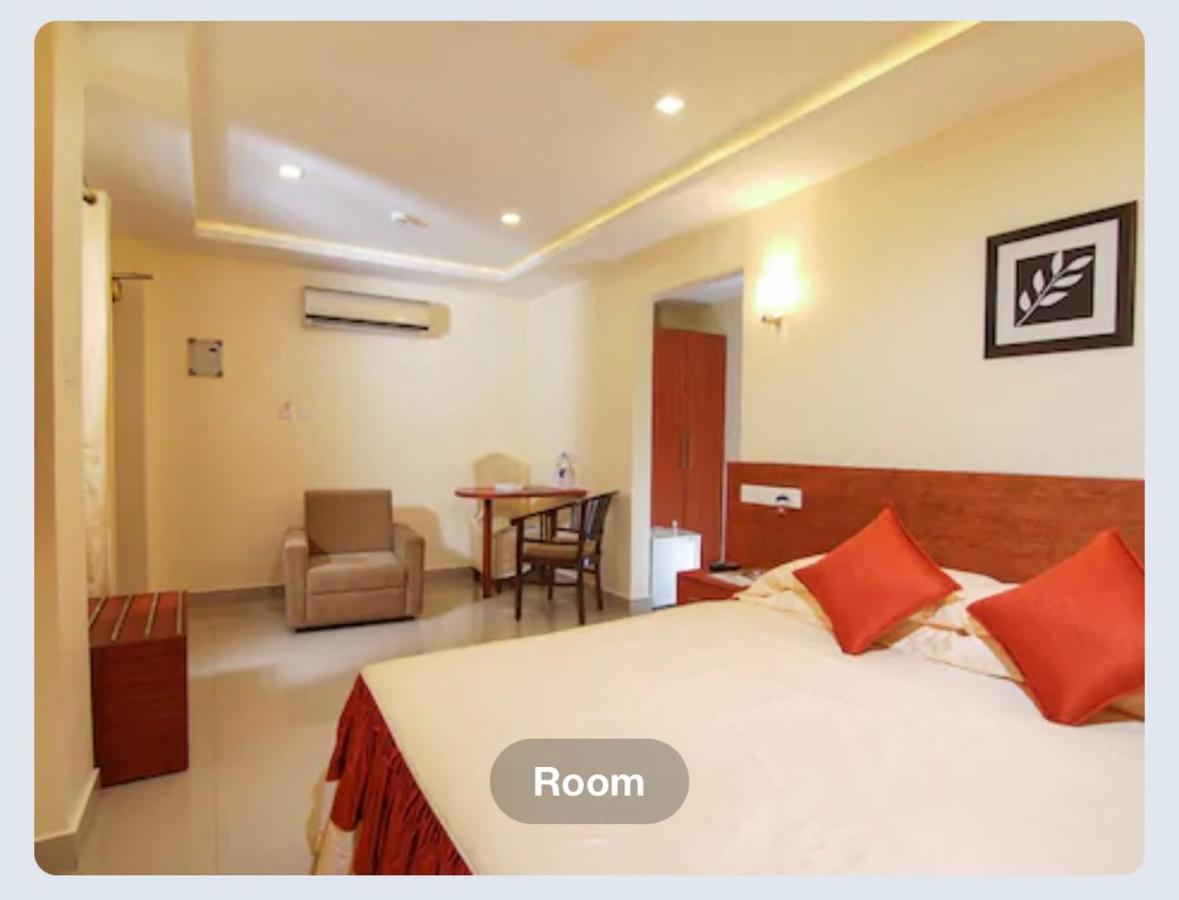 Hotel Sasthapuri Kozhikode Esterno foto