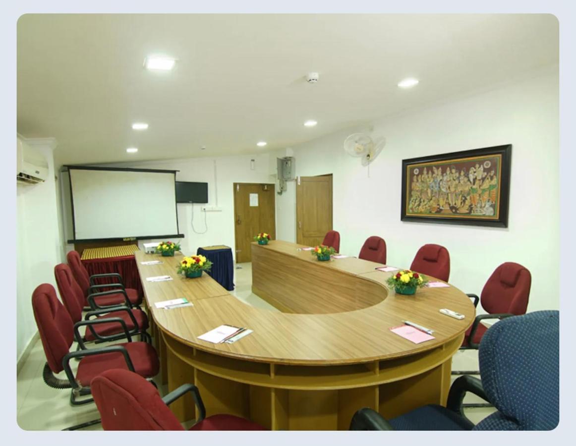 Hotel Sasthapuri Kozhikode Esterno foto
